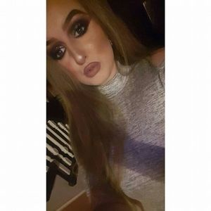 Meet your Posher, Lexa